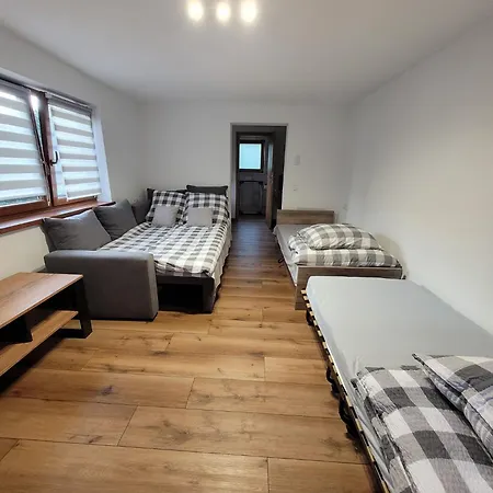 Oblica 农家乐 扎沃亚