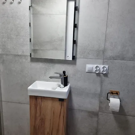 农家乐 Oblica 扎沃亚