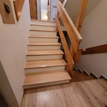 农家乐 Oblica 扎沃亚